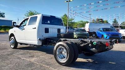 2024 Ram 3500 Crew Cab DRW 4x4, Cab Chassis for sale #24183 - photo 2