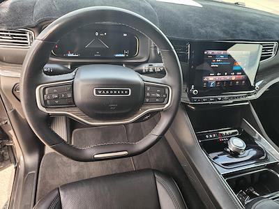 Used 2022 Jeep Wagoneer - photo 1
