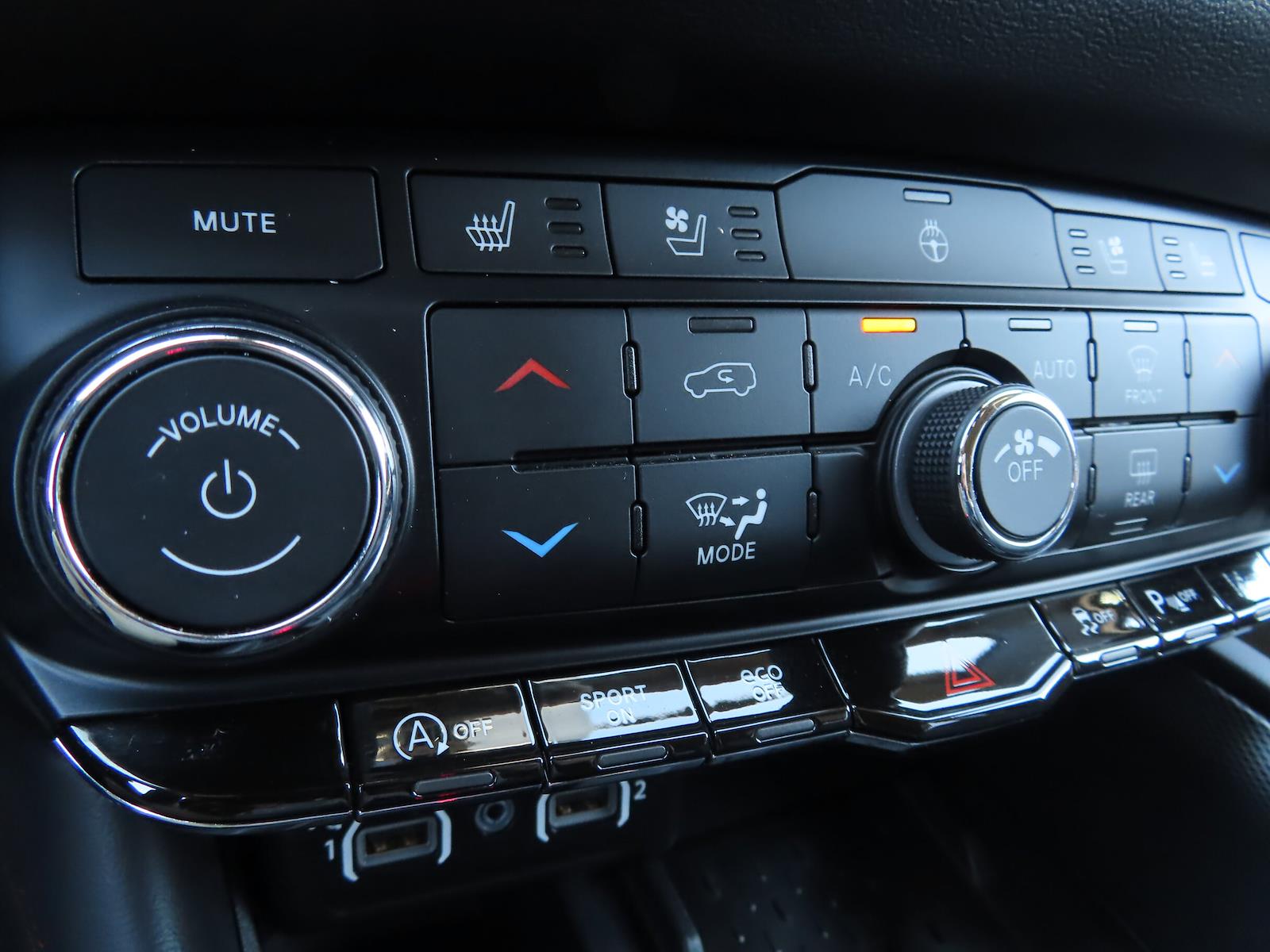 Used 2025 Dodge Durango - photo 28