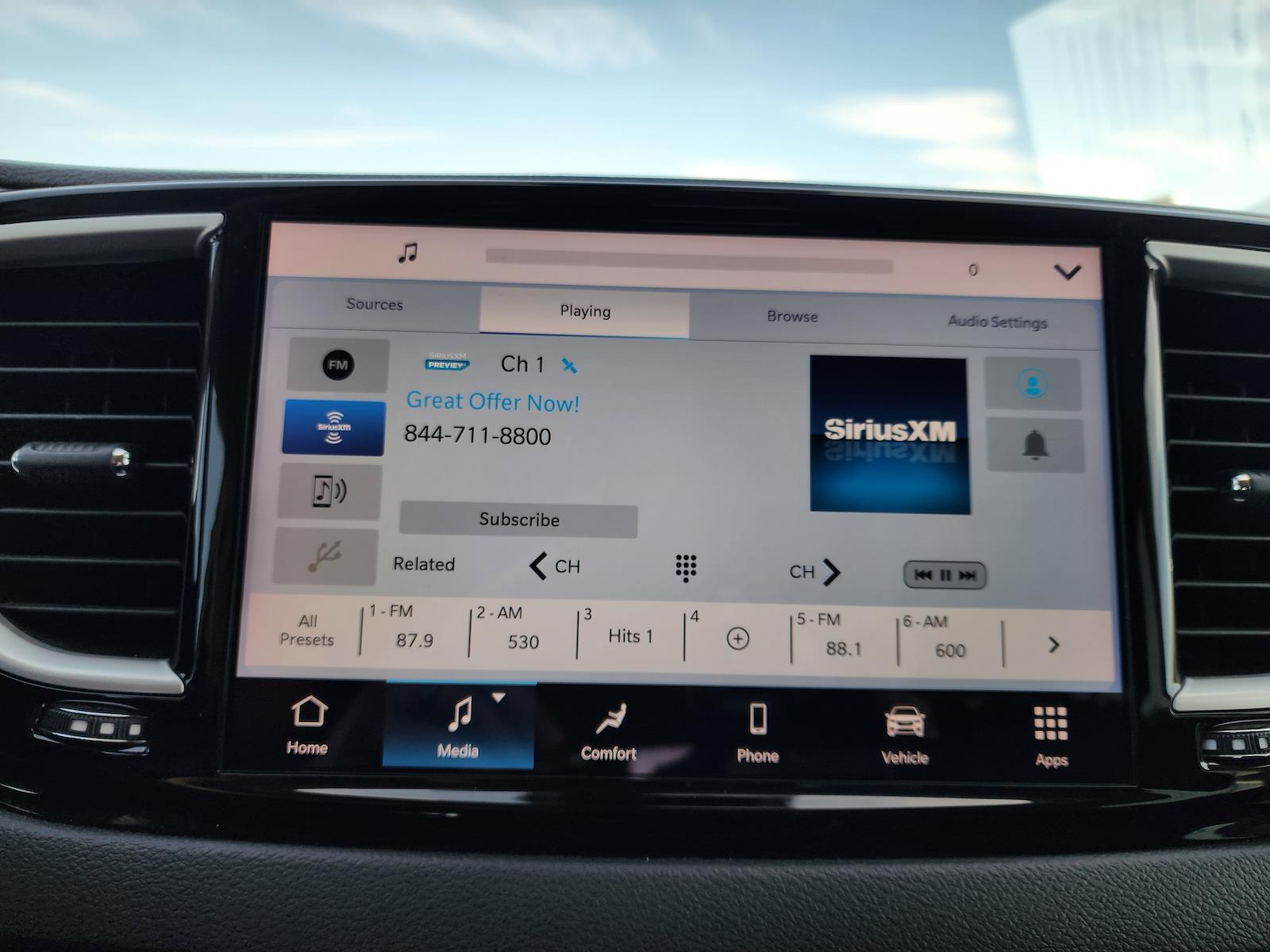 Used 2024 Chrysler Pacifica - photo 24