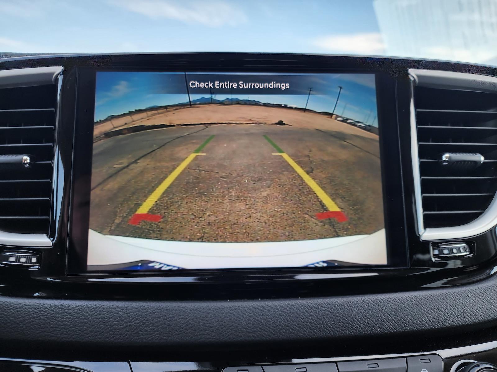 Used 2024 Chrysler Pacifica - photo 25