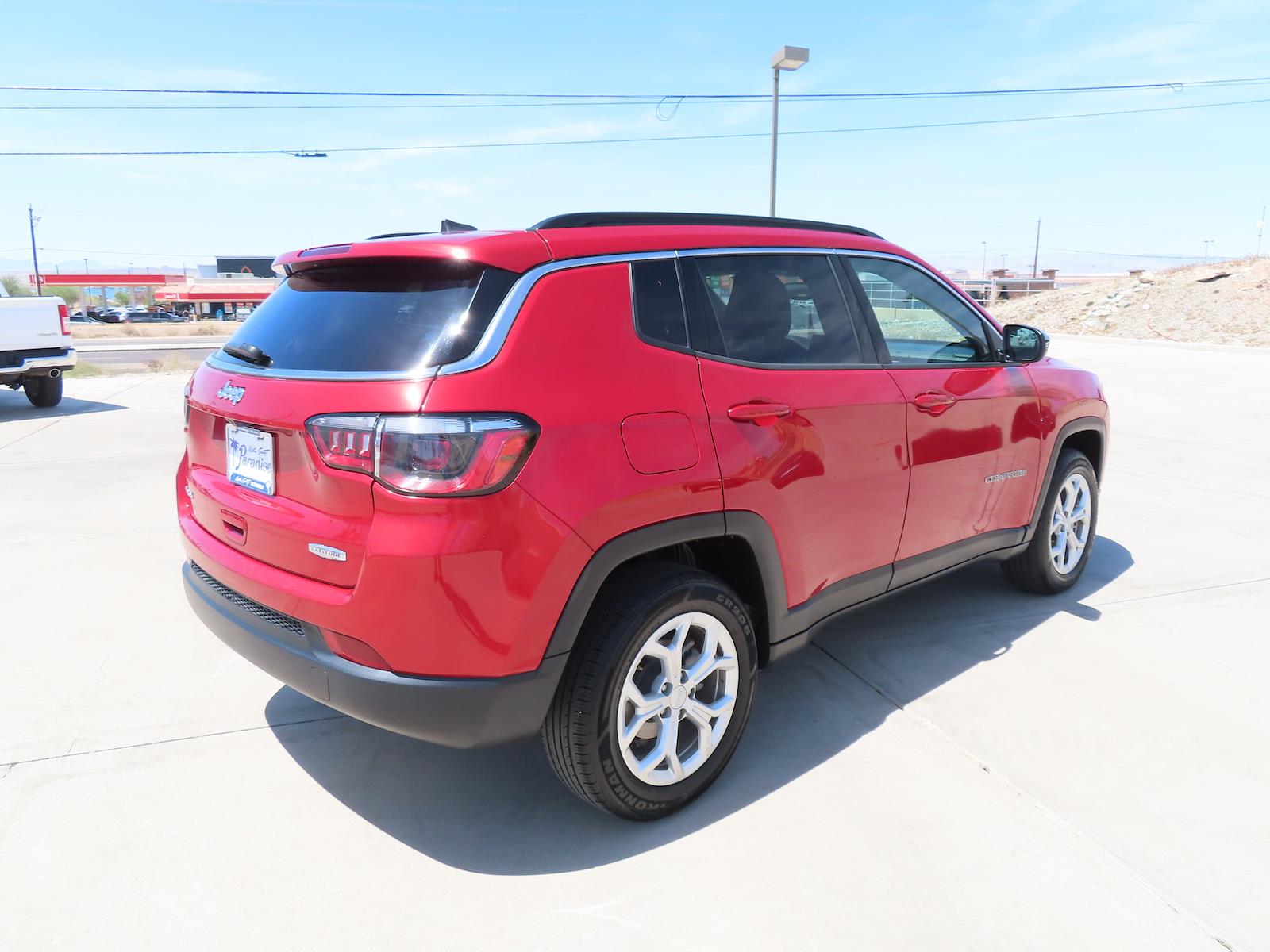 Used 2024 Jeep Compass - photo 7