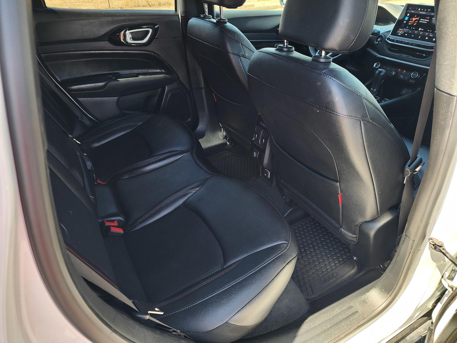Used 2025 Jeep Compass - photo 12