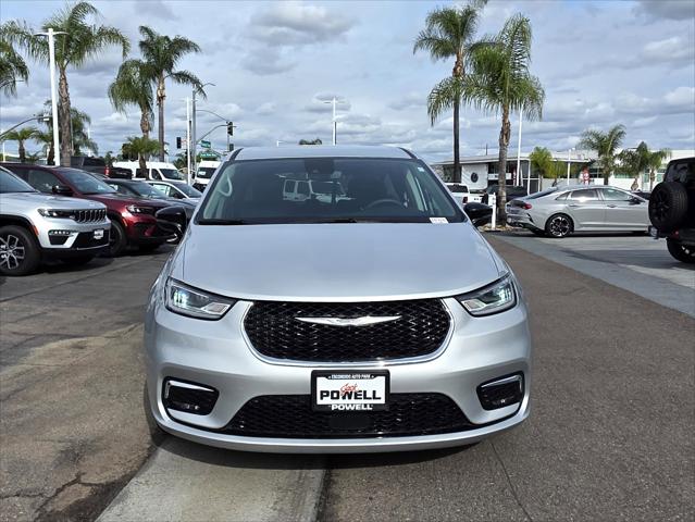Used 2024 Chrysler Pacifica - photo 9