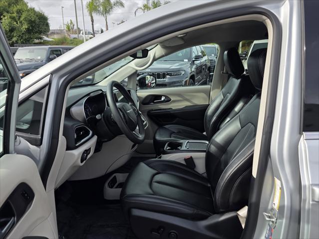 Used 2024 Chrysler Pacifica - photo 14