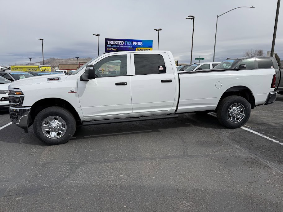 New 2026 Ram 3500 - photo 7