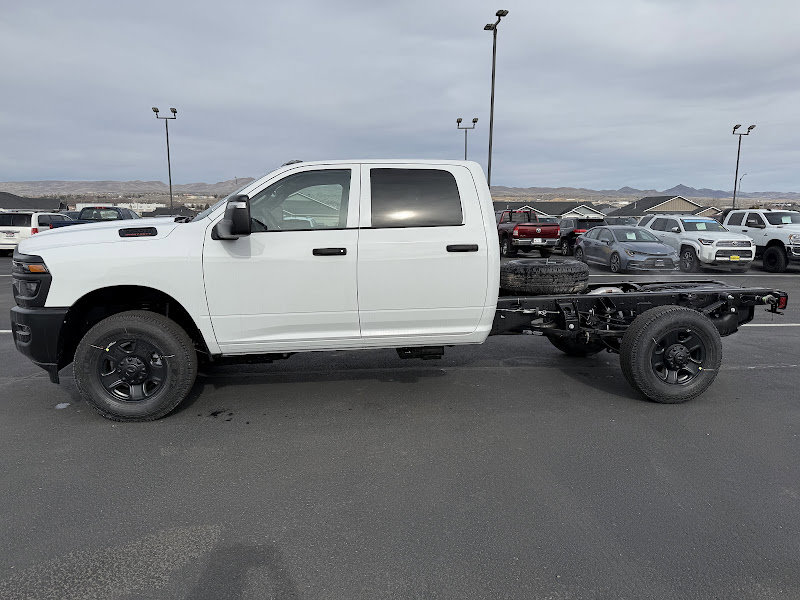 New 2026 Ram 3500 - photo 5