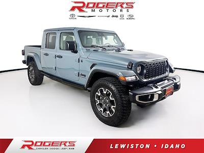 Used 2024 Jeep Gladiator - photo 1