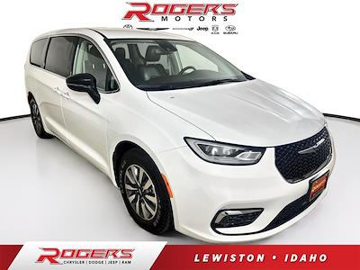 2024 Chrysler Pacifica FWD Minivan for sale #26UD263 - photo 1