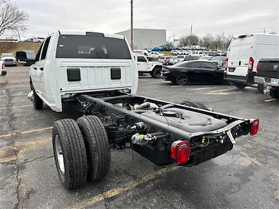 2024 Ram 3500 Crew Cab DRW 4x4, Cab Chassis for sale #240504 - photo 2