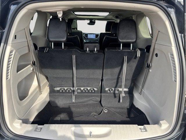 Used 2024 Chrysler Pacifica - photo 22