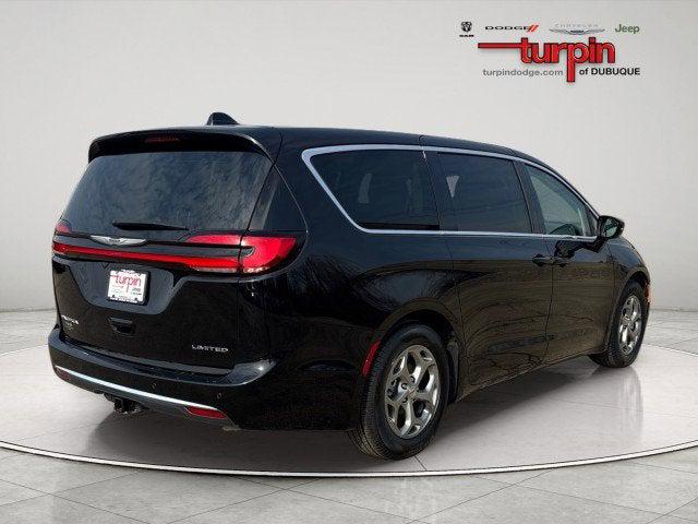 Used 2024 Chrysler Pacifica - photo 7