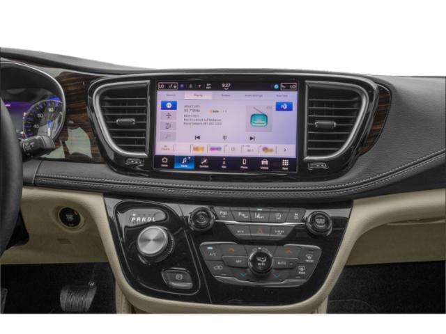 Used 2024 Chrysler Pacifica - photo 12
