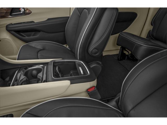 Used 2024 Chrysler Pacifica - photo 16
