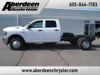 New 2025 Ram 3500 Tradesman Crew Cab 4x4 60 CA Cab Chassis for sale #59869 - photo 1