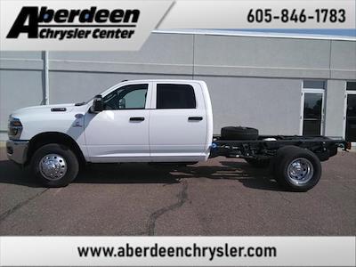New 2025 Ram 3500 Tradesman Crew Cab 4x4 60 CA Cab Chassis for sale #59915 - photo 1