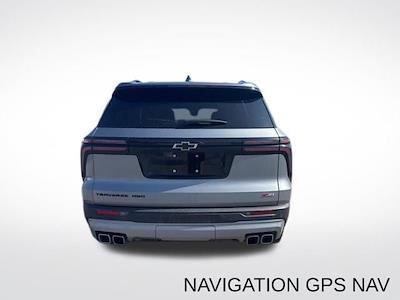 Used 2024 Chevrolet Traverse - photo 1