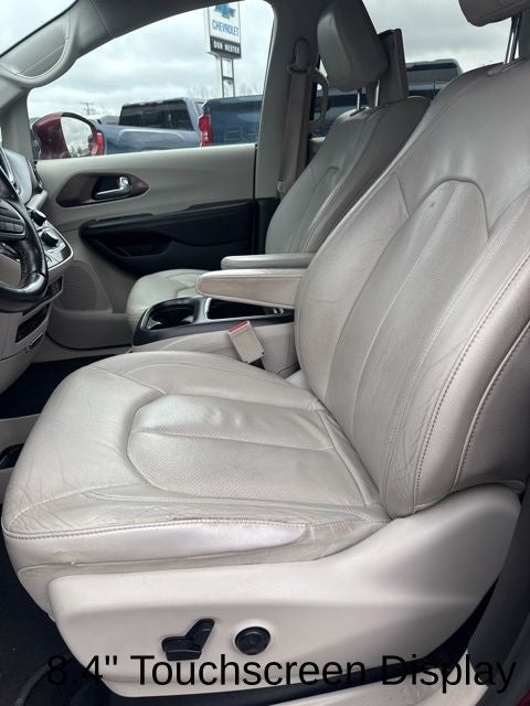 Used 2018 Chrysler Pacifica - photo 28