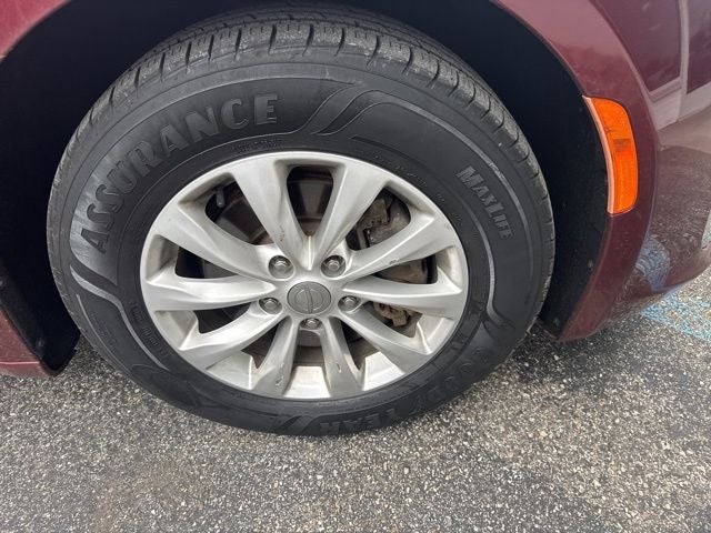 Used 2018 Chrysler Pacifica - photo 11