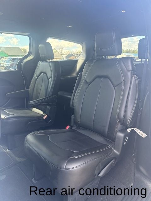 Used 2026 Chrysler Pacifica - photo 25