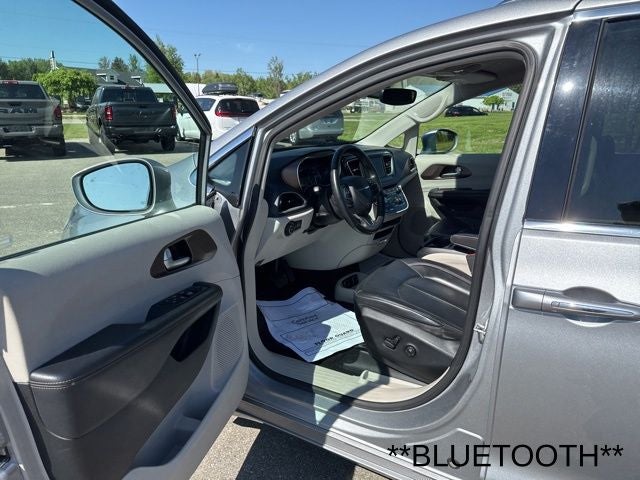Used 2018 Chrysler Pacifica - photo 12
