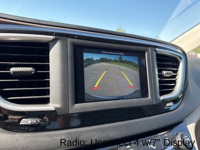 Used 2018 Chrysler Pacifica - photo 23
