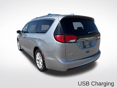 2018 Chrysler Pacifica FWD Minivan for sale #10950A - photo 2