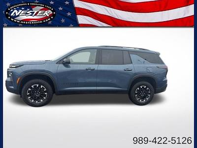 Used 2024 Chevrolet Traverse - photo 1