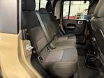 2020 Jeep Gladiator Crew Cab 4x4 Pickup for sale #LL207810 - photo 17