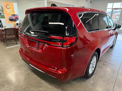 2024 Chrysler Pacifica FWD Minivan for sale #RR185594 - photo 2