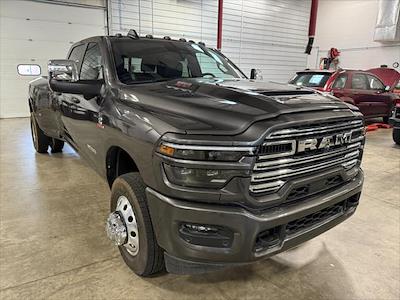 2025 Ram 3500 Crew Cab DRW 4x4 Pickup for sale #SG551161 - photo 1