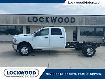 New 2024 Ram 3500 Tradesman Crew Cab 4x4 60 CA Cab Chassis for sale #28261 - photo 1