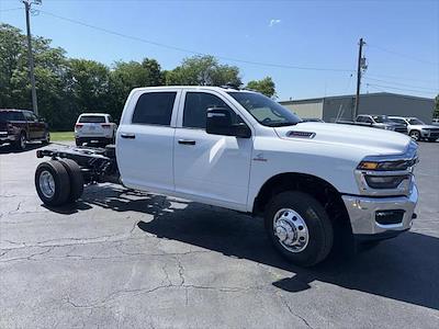 New 2025 Ram 3500 Tradesman Crew Cab 4x4 60 CA Cab Chassis for sale #25038 - photo 1