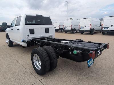 New 2026 Ram 3500 Tradesman Crew Cab 4x4 60 CA Cab Chassis for sale #432320 - photo 2