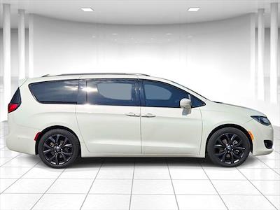 2019 Chrysler Pacifica FWD Minivan for sale #C26010A - photo 2