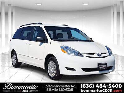 Used 2008 Toyota Sienna - photo 1