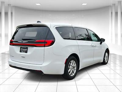 2025 Chrysler Pacifica FWD Minivan for sale #P1169 - photo 2