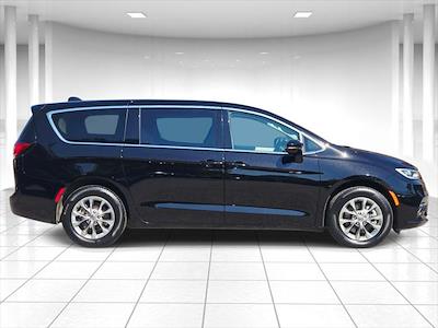 2024 Chrysler Pacifica AWD Minivan for sale #P1203 - photo 2