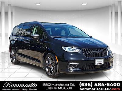 2024 Chrysler Pacifica FWD Minivan for sale #P1205 - photo 1