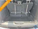 Used 2025 Chrysler Pacifica Select Minivan thumbnail 11