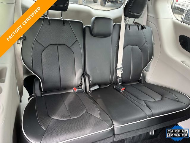 Used 2024 Chrysler Pacifica - photo 24