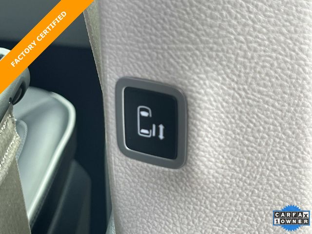 Used 2024 Chrysler Pacifica - photo 25