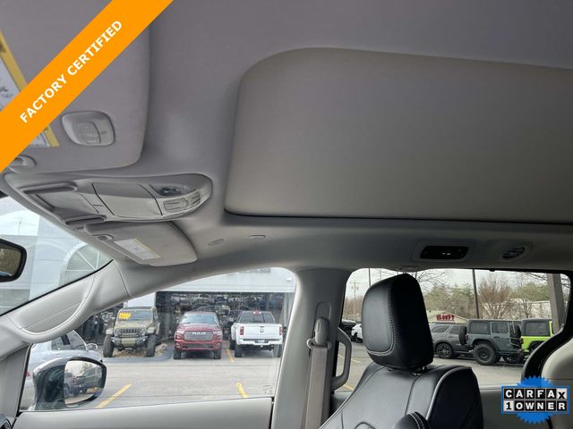 Used 2024 Chrysler Pacifica - photo 34