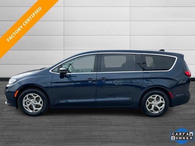 Used 2024 Chrysler Pacifica - photo 8