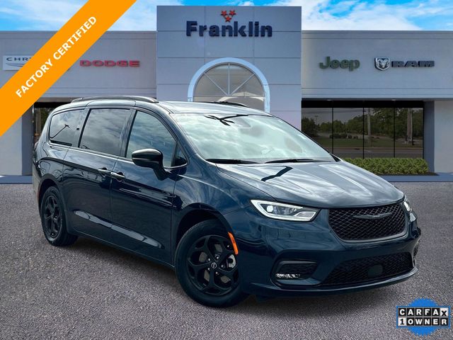 Used 2025 Chrysler Pacifica - photo 1