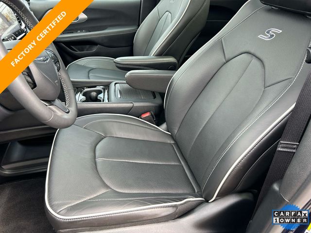 Used 2025 Chrysler Pacifica - photo 27