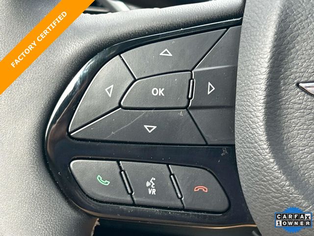 Used 2025 Chrysler Pacifica - photo 31