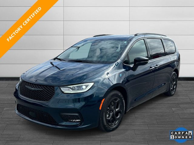 Used 2025 Chrysler Pacifica - photo 10