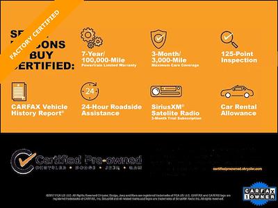 Used 2025 Chrysler Pacifica - photo 1