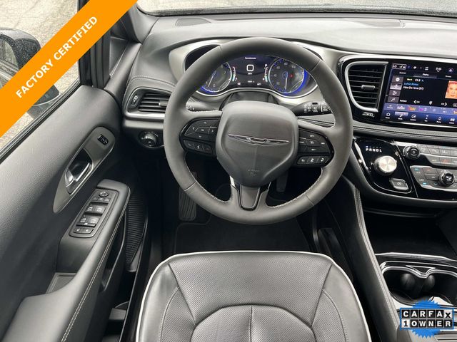 Used 2023 Chrysler Pacifica - photo 7
